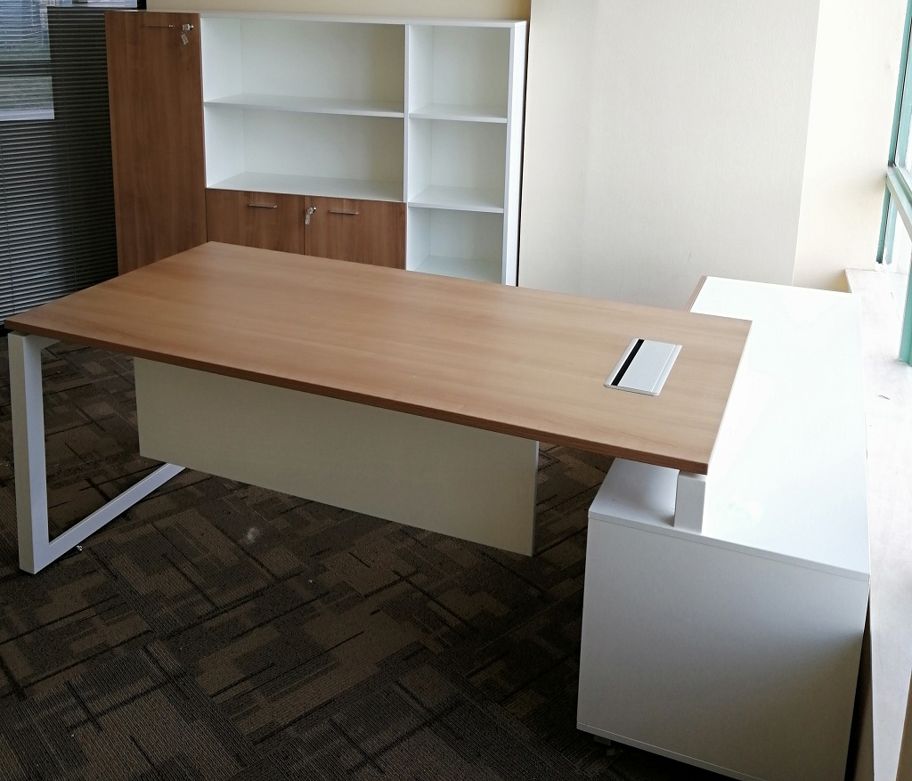 欧森雅板式大班台可定制