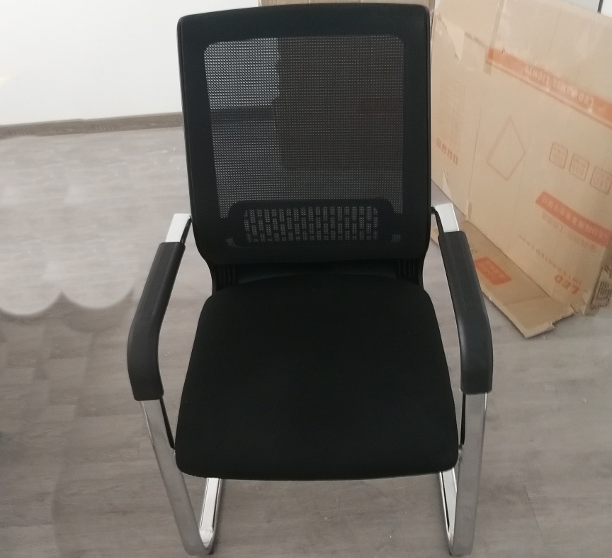 欧森雅弓字型职员椅办公椅黑色承重力强